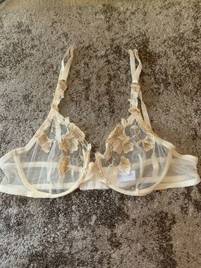 Malizia by La Perla Sheer embroidery ivory bra size 36